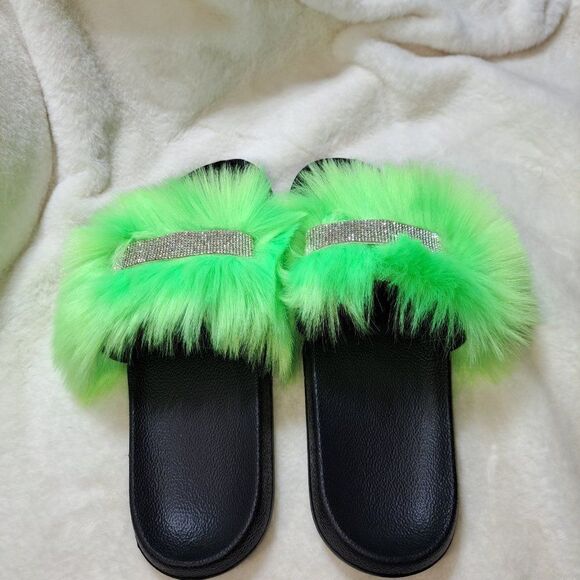 NWOT Faux Fur Neon Slides - Picture 7 of 8